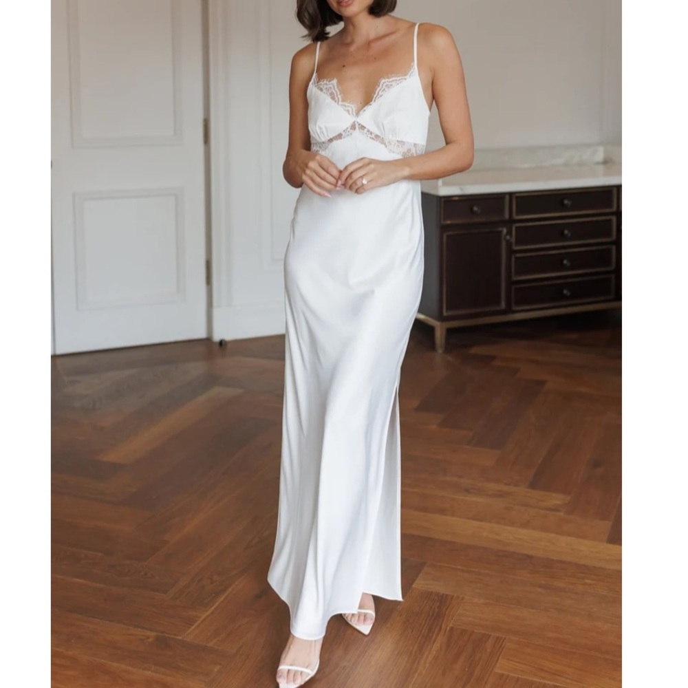Le Rose Renata Satin White Lace-Trim Slip Dress - size xs Bride Bridal Wear